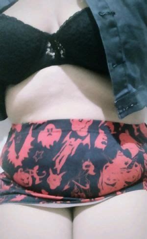 Wanna See Whats Under My Skirt Reddit NSFW