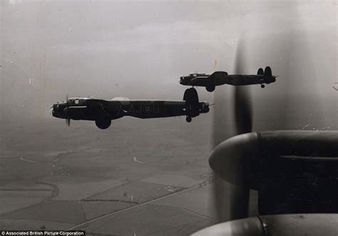 Dambusters Reunited Two Second World War Lancaster Bombers Fly