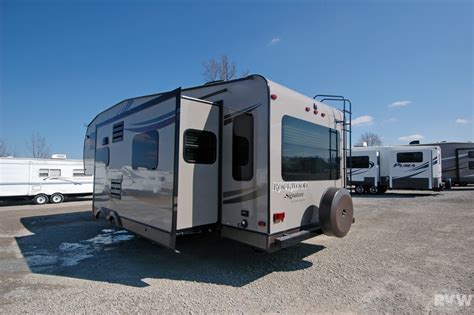 2014 Rockwood Signature Ultra Lite 8289ws Fifth Wheel By Forest River