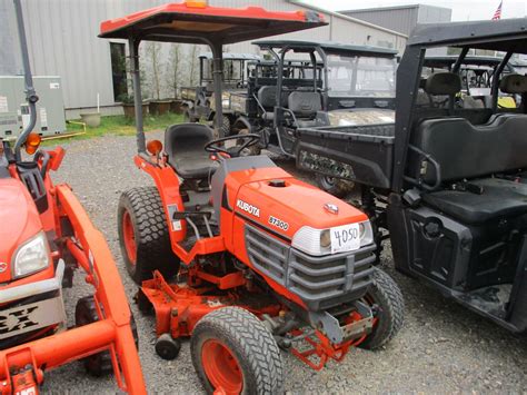 Kubota B7300 Hsd Farm Tractor Vinsn13018 Mfwd 3pt Hitch Pto 54