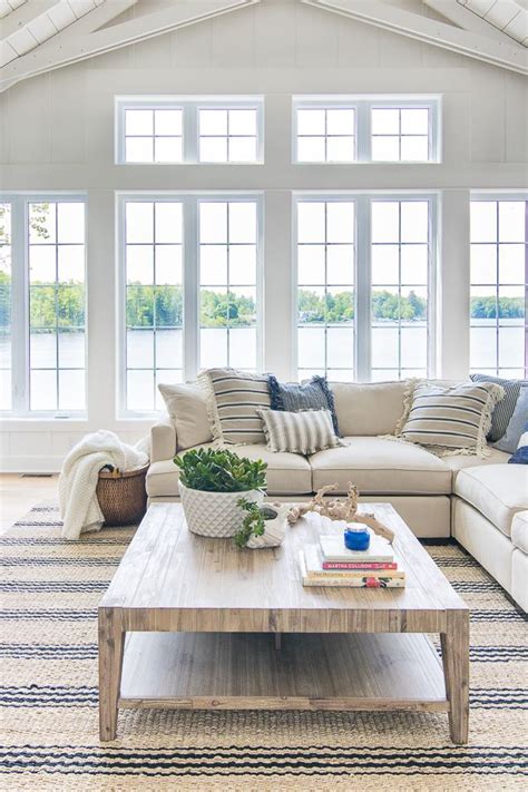 Lake House Blue And White Living Room Decor Blue And White Living
