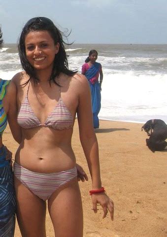 Beautiful Desi Hot Indian Girls Bathing In Bikini Photos | My XXX Hot Girl