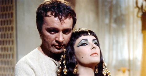 Cleopatra And Julius Caesar S Relationship What Happened And Why Were They Together Mr Mehra