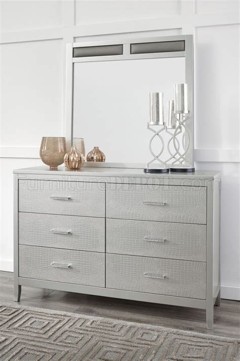 If you love modern glam, there's no way you would pass up a piece like this one. Olivet Bedroom 5pc Set B560 in Silver Finish by Ashley ...