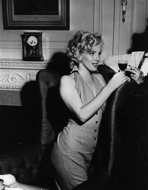 21 Photos Of Marilyn Monroe At Ease In Her Own Skin Flashbak