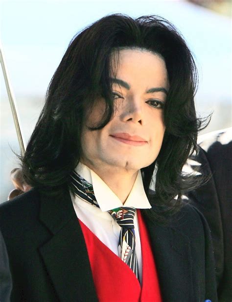 Dc Ra Michaela Jacksona Kop Ruje Popov Kr Ovn Paris Je Nov