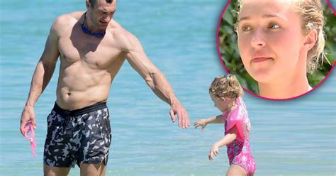 Hayden Panettiere Ex Wladimir Klitschko Abs Beach Daughter