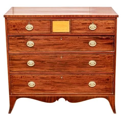 Fine American Federal Mahogany Chest New York C At 1stdibs