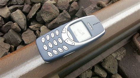 O imorrível nokia 3310 não é tão forte quanto imaginávamos e perdeu uma batalha contra um rifle calibre 20mm. O Nokia tijolão está de volta? Entenda essa história e ...