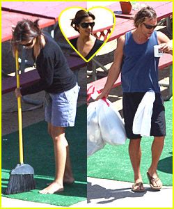 Matthew McConaughey Takes Out The Trailer Trash Camila Alves Matthew McConaughey Just Jared
