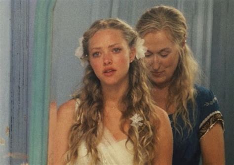Mamma Mia Amanda Seyfried Wedding Cgatzil0ic6rom Lily James And Amanda Seyfried Glammed Up