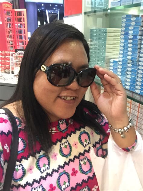 Pelbagai boleh didapati dalam pemilihan warna yang cermin mata hitam untuk wanita. CikLilyPutih The Lifestyle Blogger: Kedai Cermin Mata A ...