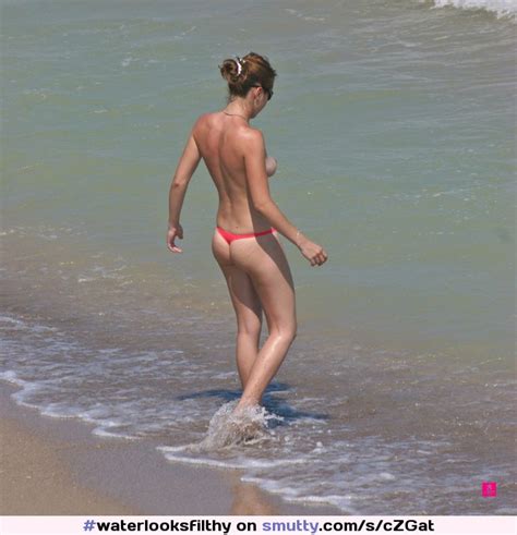 Amateur Outdoor Beach Ocean Bikini Topless Thong Hot Sex Picture