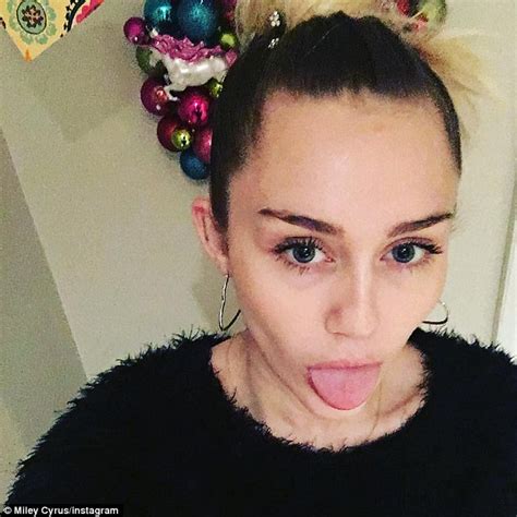 Miley Cyrus Sends Flaming Lips Wayne Coyne Pictures Of Herself Peeing