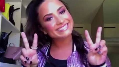 Exclusive Demi Lovato Debuts Smule Performance Of Sorry Not Sorry Watch Entertainment