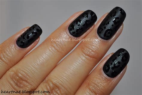 heartnat matte black leopard print