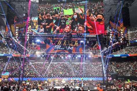 Wwe Touts Big Numbers For Summerslam Cageside Seats