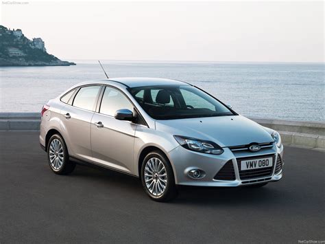 In the database of masbukti, available 5 modifications which average buyers rating of ford focus for the model year 2004 is 4.0 out of 5.0 ( 10 votes). 2011 Ford Focus Sedan