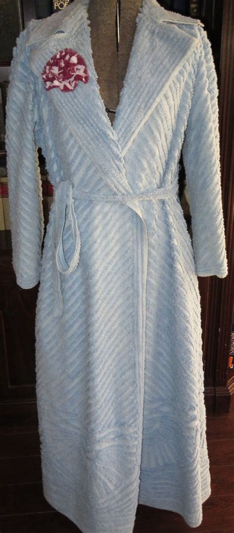 Dreamy 1940s Vintage Blue Chenille Robe Long Sleeve Dress Fashion