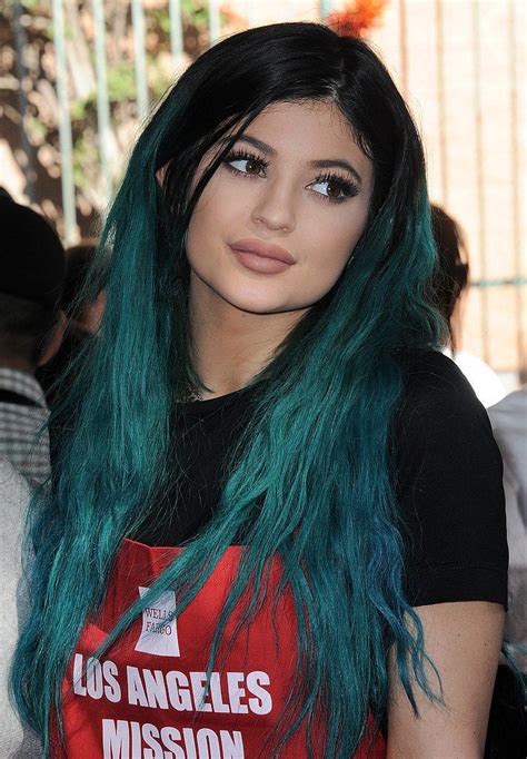Popsugar Kylie Jenner Blue Hair Kylie Jenner Hair Color Kylie Jenner Hair