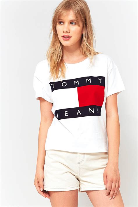 Tommy Hilfiger 90s White Logo T Shirt Fashion Tommy Hilfiger T Shirt T Shirts For Women