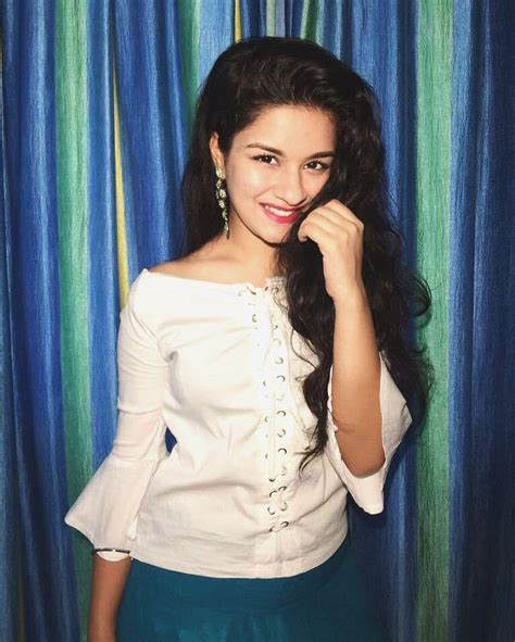 Avneet Kaur Wallpapers Wallpaper Cave In 2020 Girl Fashion Fashion Indian Actresses