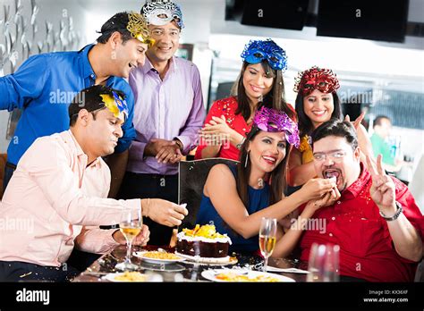 Woman feeding man cake hi-res stock photography and images - Alamy