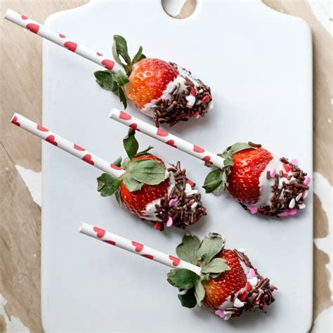 Chocolate Covered Strawberry Pops A Night Owl Blog