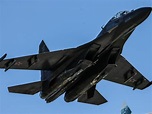 俄軍戰機在黑海上空對美軍死神無人機進行伴飛 - 新浪香港