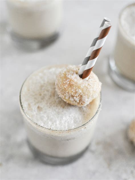 10 Best Almond Milk Coffee Drinks Recipes