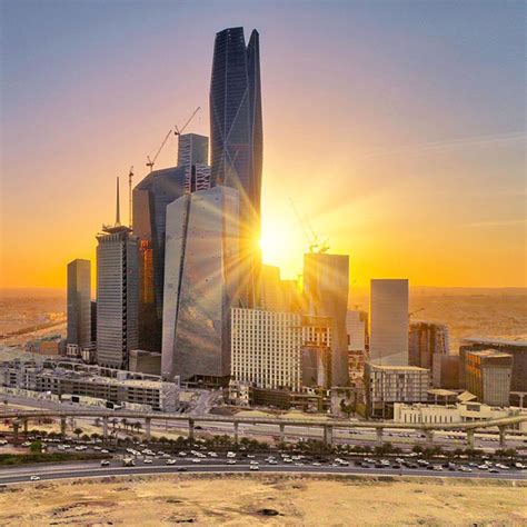 Pif Tower Capturing Riyadhs Skyline Omrania