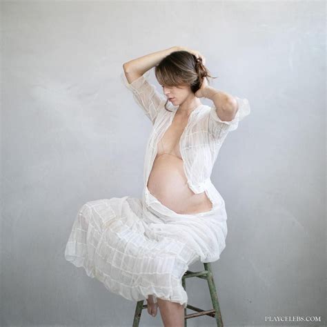 Pregnant Troian Bellisario Posing Naked PlayCelebs Net