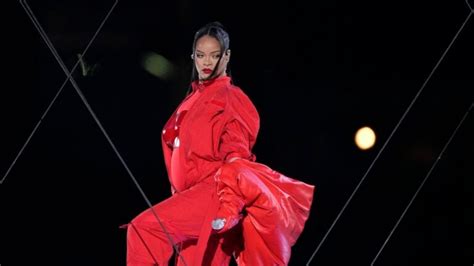 Super Bowl 2023 Watch Rihannas Full Halftime Show Performance