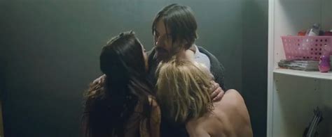 Keanu Reeves Together With Ana De Armas And Lorenza Izzo In Nude Scene