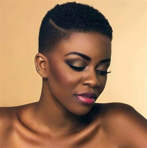 Short Natural Haircuts For Black Females With Round Faces Aaylazhakir