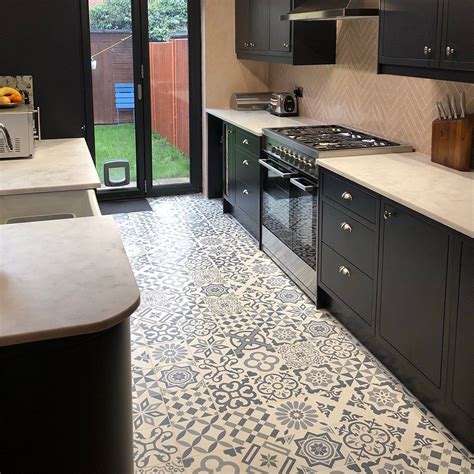 Samantha Created A Statement Kitchen Floor Using Brandeis Blue Tiles