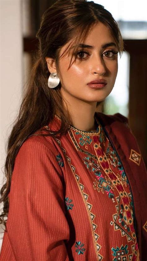 Eid 2023 Sajal Ali Inspired Trendy And Stylish Hairstyles For Eid
