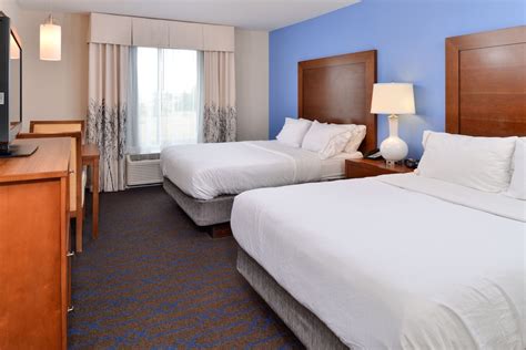 Holiday Inn Express Hotel And Suites Terre Haute Terre Haute Indiana Us