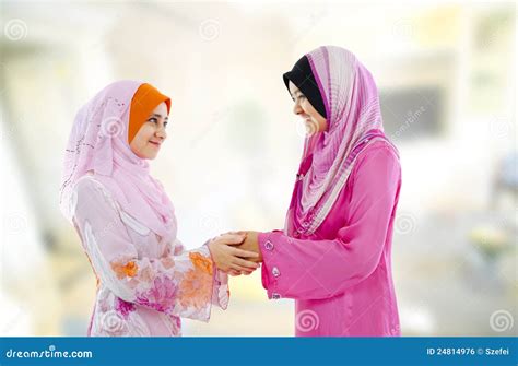 Salutation Musulmane Photo Stock Image Du Islam Famille 24814976