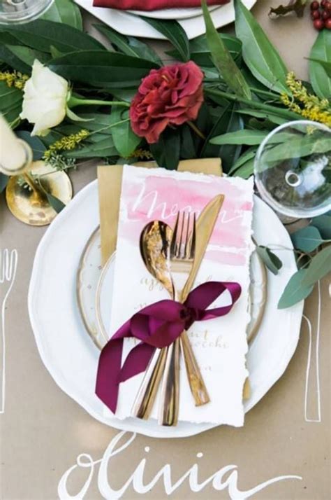 5 Moody Maroon Table Settings For Your Winter Wedding Wedding Table