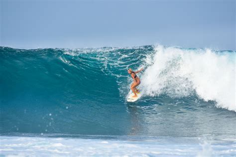 Best Surf Spots Beginnerintermediate Montañita Ecuador Salty