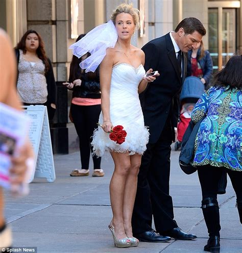 Kate Gosselin Sports A Wedding Dress On The Streets Of New York For Celebrity Apprentice Daily