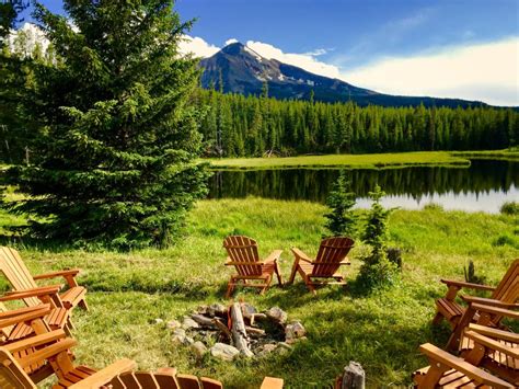 8 Best Dude Ranches In Montana