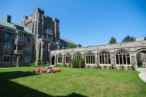 Hur konkurrenskraftig är Knox College antagningsprocess?