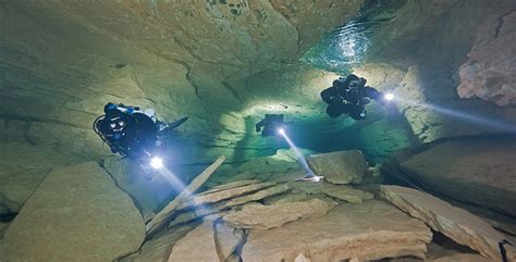 Cave Diving The 10 Best Dive Sites In The World Diviac Magazine