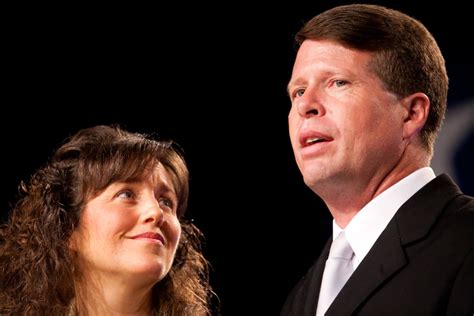 Why Arent Michelle And Jim Bob Duggar In Shiny Happy People Duggar