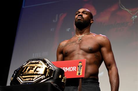 Photos Jon Jones Bulks Up To 240 Lbs Vows To Be Ufc Heavyweight Champ In A ‘few Months