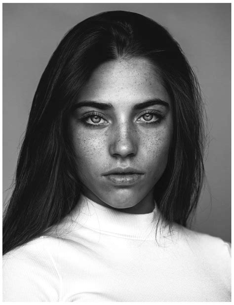 Pin By Elisa Lilla On Blondebrunette And Freckles Female Face