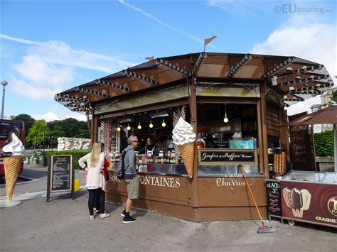 Kiosk Food Stand At Jardins Du Trocadero Page 13