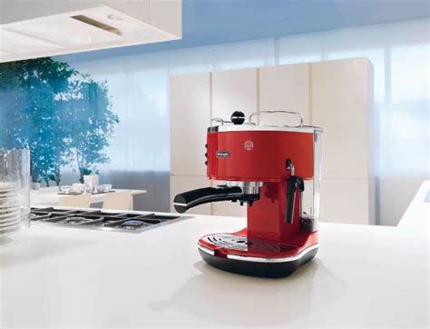 *1100 watt *15 bar basınç *paslanmaz çelik kazan *'cappuccino sistemi': Machine espresso DELONGHI Icona ECO 311.R Rouge - infinytech-reunion